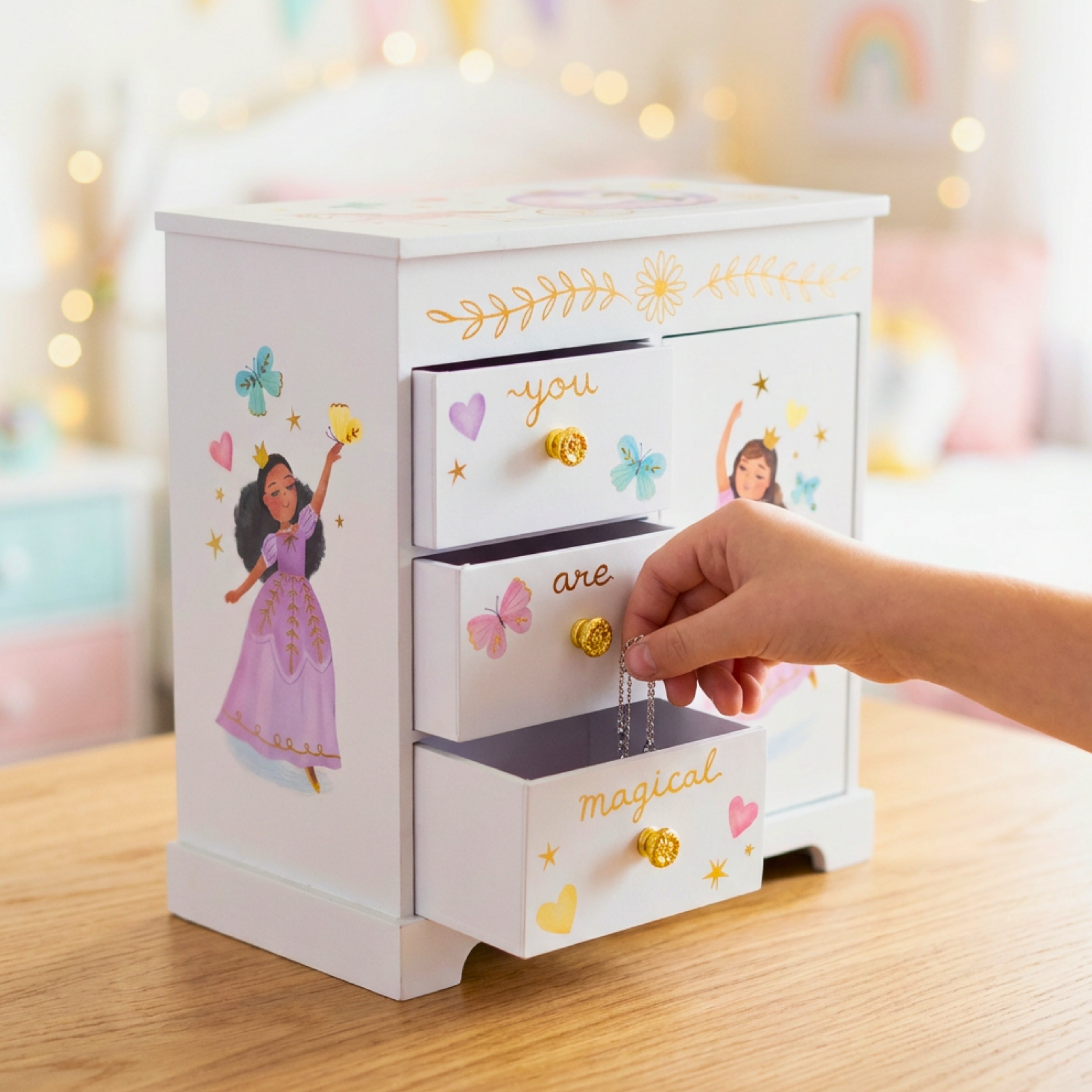 Large Princess Music Box for Girls | Giggle & Honey