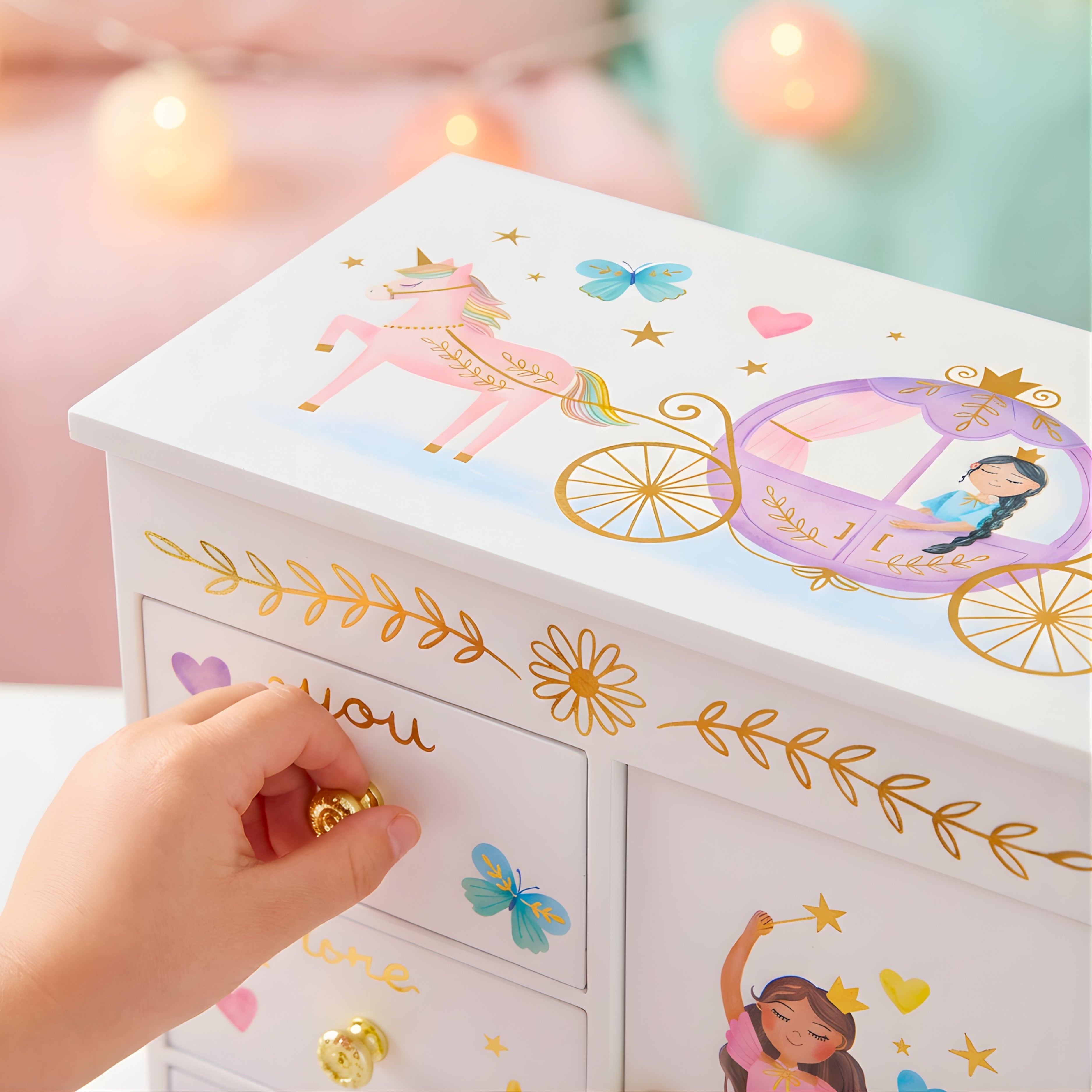 Large Princess Music Box for Girls | Giggle & Honey