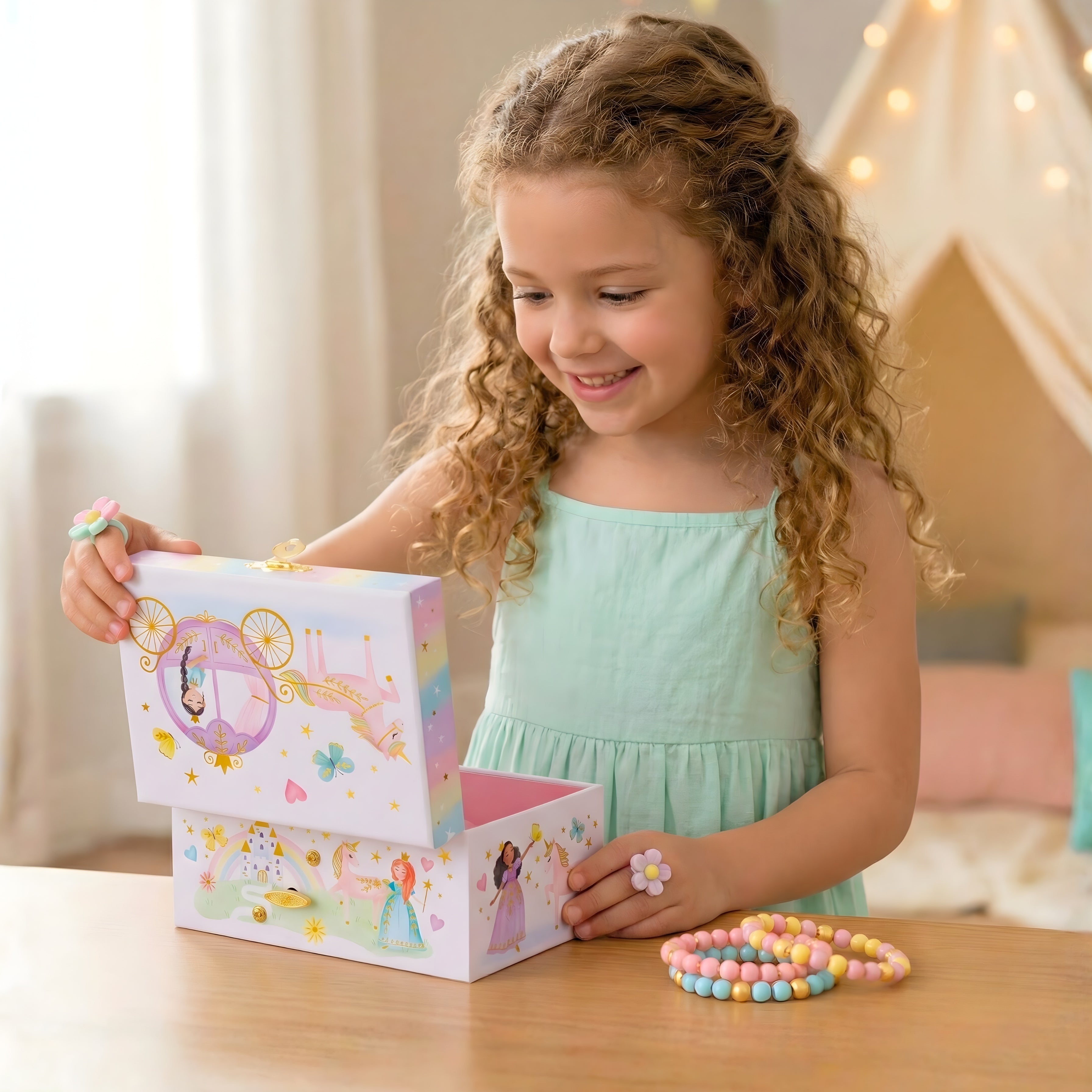 Most Loved Musical Jewelry Boxes for Girls | Giggle & Honey